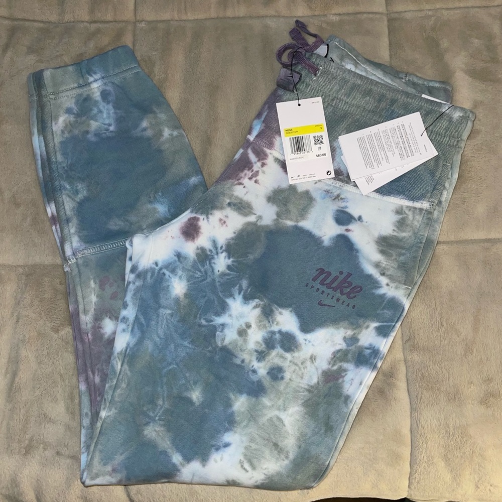 NWT Men’s Nike Joggers
